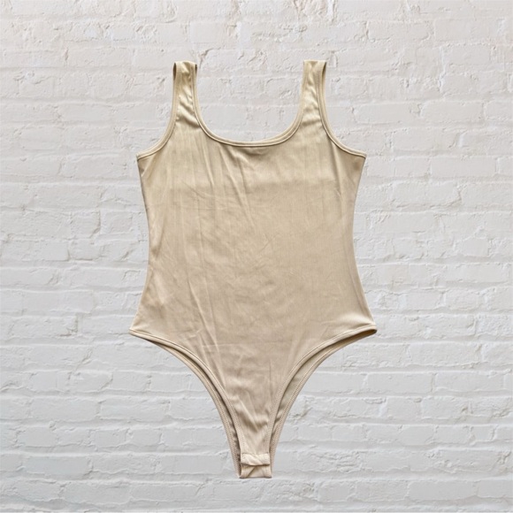 🛍🏙3️⃣for $1️⃣5️⃣ 🆕 Amazon ribbed stretchy tank top cheeky bodysuit - Picture 1 of 10